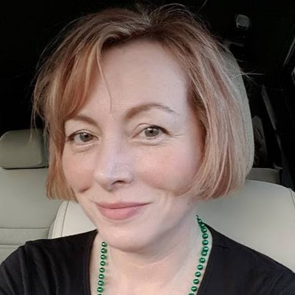 Meet your Posher, Alicia